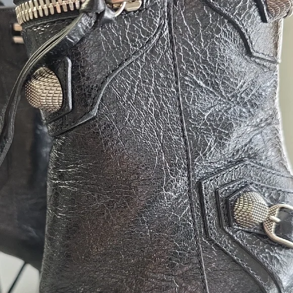 Balenciaga Black Textured Heeled Boots - Picture 14 of 15